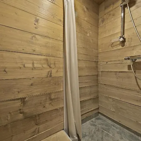 Apartmán Chesa La Planura - *